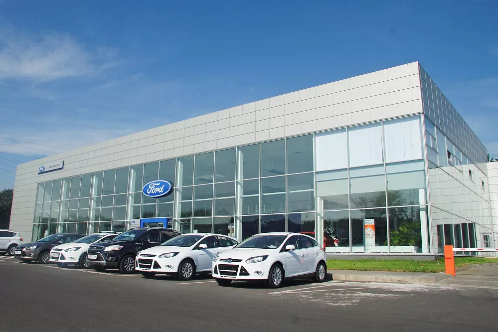 Автосалоны и паркинги из металлоконструкций