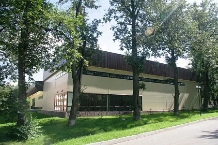 Спортивные здания и сооружения из металлоконструкций