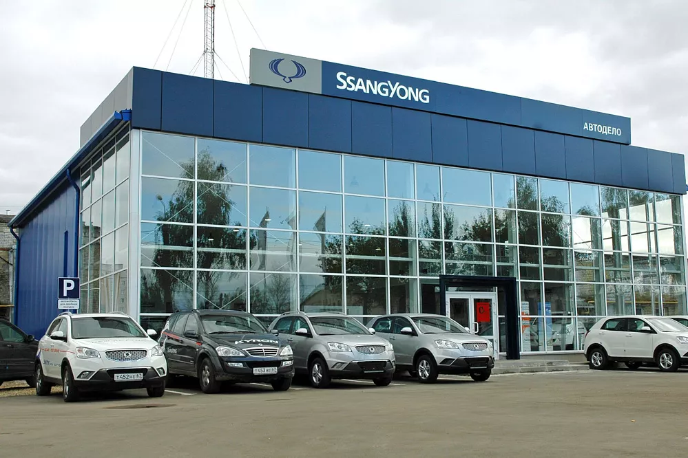 Автосалоны и паркинги из металлоконструкций